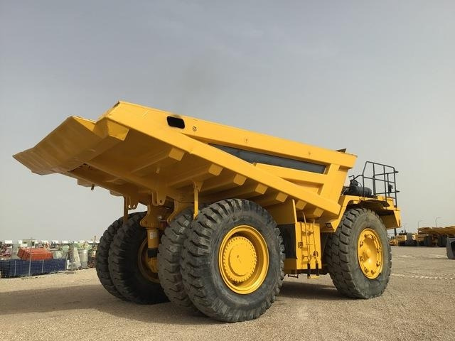 Komatsu HD785-5 - Maansiirtoauto: kuva Komatsu HD785-5 - Maansiirtoauto Komatsu HD785-5 - Maansiirtoauto: kuva Komatsu HD785-5 - Maansiirtoauto