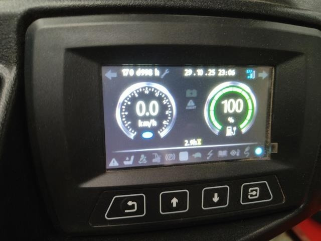 Linde E20 PBHP-01 - Sähkötrukki: kuva Linde E20 PBHP-01 - Sähkötrukki Linde E20 PBHP-01 - Sähkötrukki: kuva Linde E20 PBHP-01 - Sähkötrukki