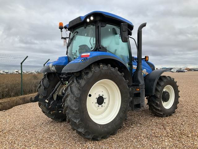 New Holland T6.145 - Traktori: kuva New Holland T6.145 - Traktori New Holland T6.145 - Traktori: kuva New Holland T6.145 - Traktori