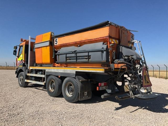 Renault Kerax 430DXI - Lumikone: kuva Renault Kerax 430DXI - Lumikone Renault Kerax 430DXI - Lumikone: kuva Renault Kerax 430DXI - Lumikone