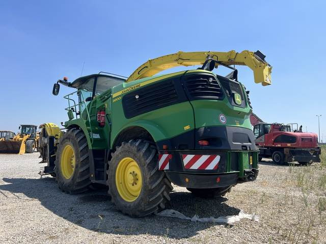 John Deere 9800 - Itsekulkeva silppuri: kuva John Deere 9800 - Itsekulkeva silppuri John Deere 9800 - Itsekulkeva silppuri: kuva John Deere 9800 - Itsekulkeva silppuri