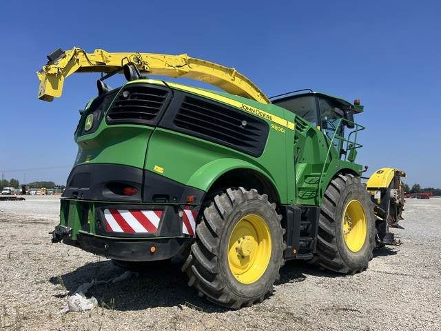 John Deere 9800 - Itsekulkeva silppuri: kuva John Deere 9800 - Itsekulkeva silppuri John Deere 9800 - Itsekulkeva silppuri: kuva John Deere 9800 - Itsekulkeva silppuri