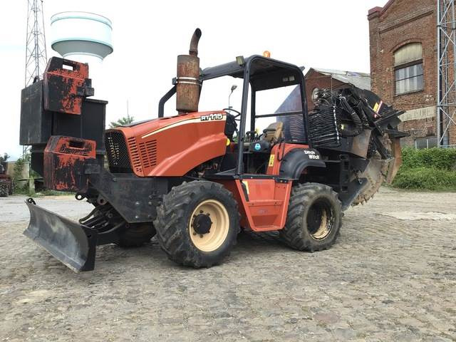 Ditch Witch RT115H - Ojankaivuukone: kuva Ditch Witch RT115H - Ojankaivuukone Ditch Witch RT115H - Ojankaivuukone: kuva Ditch Witch RT115H - Ojankaivuukone