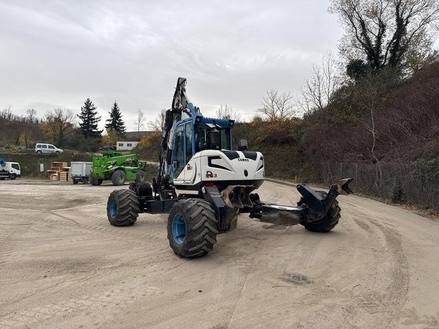 Euromach R1253 - Pyöräalustainen kaivinkone: kuva Euromach R1253 - Pyöräalustainen kaivinkone Euromach R1253 - Pyöräalustainen kaivinkone: kuva Euromach R1253 - Pyöräalustainen kaivinkone