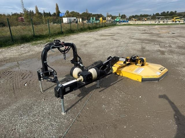 Omarv TAF 150 - Kesantomurskain: kuva Omarv TAF 150 - Kesantomurskain Omarv TAF 150 - Kesantomurskain: kuva Omarv TAF 150 - Kesantomurskain