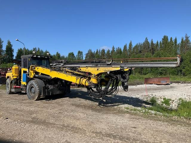 Atlas Copco E2C - Kaivostoiminta kone: kuva Atlas Copco E2C - Kaivostoiminta kone Atlas Copco E2C - Kaivostoiminta kone: kuva Atlas Copco E2C - Kaivostoiminta kone