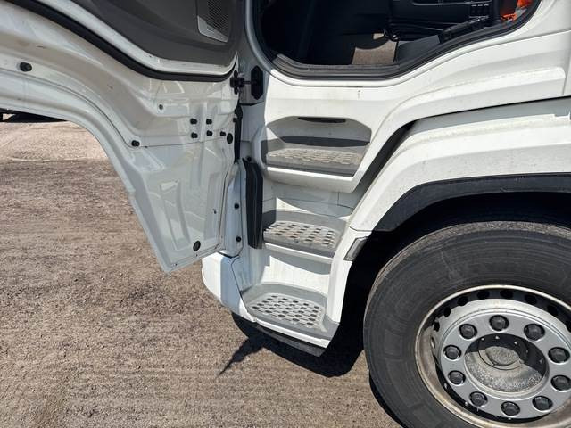 Umpikori kuorma-auto DAF XF 530 FAN: kuva Umpikori kuorma-auto DAF XF 530 FAN