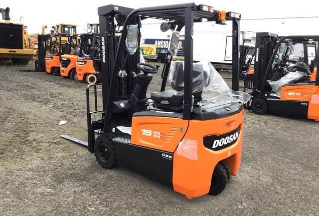 Doosan B15T-7 PLUS - Sähkötrukki: kuva Doosan B15T-7 PLUS - Sähkötrukki Doosan B15T-7 PLUS - Sähkötrukki: kuva Doosan B15T-7 PLUS - Sähkötrukki