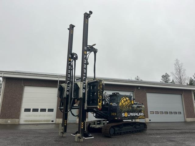 Solar Pilling Hydraulic Pilling Device/ Proto - Paalujuntta: kuva Solar Pilling Hydraulic Pilling Device/ Proto - Paalujuntta Solar Pilling Hydraulic Pilling Device/ Proto - Paalujuntta: kuva Solar Pilling Hydraulic Pilling Device/ Proto - Paalujuntta