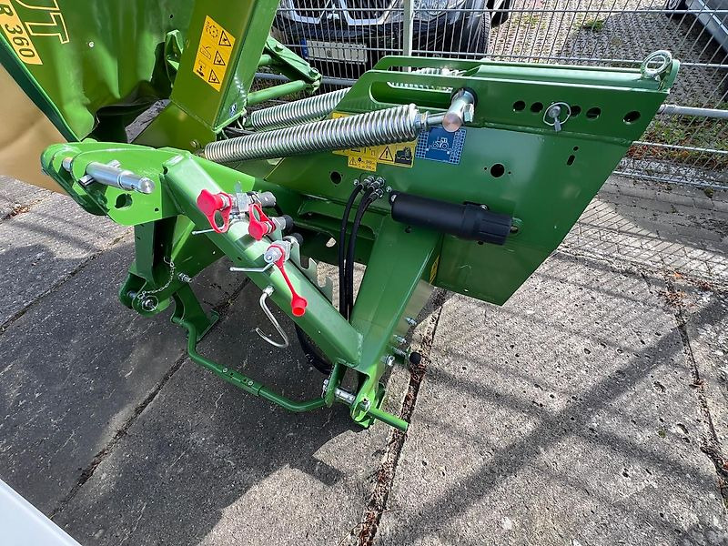 Krone EasyCut R360 - Niittokone: kuva Krone EasyCut R360 - Niittokone Krone EasyCut R360 - Niittokone: kuva Krone EasyCut R360 - Niittokone