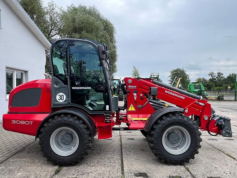 Weidemann 3080T Klima 30km/h - Teleskooppikuormaaja: kuva Weidemann 3080T Klima 30km/h - Teleskooppikuormaaja Weidemann 3080T Klima 30km/h - Teleskooppikuormaaja: kuva Weidemann 3080T Klima 30km/h - Teleskooppikuormaaja