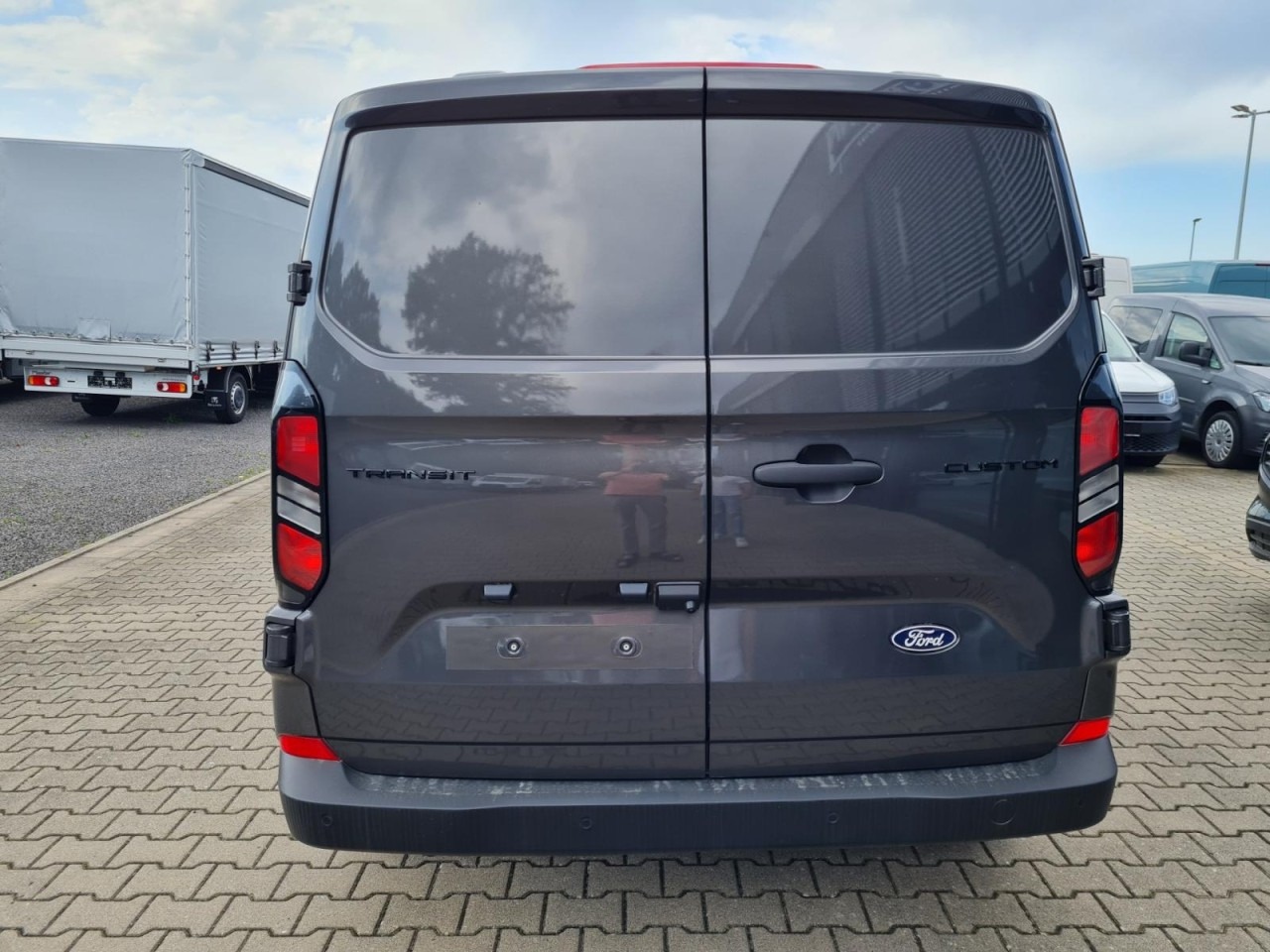 Ford Custom Kasten 320 L2 Trend Doka 5-Sitze KAMERA TEMPO - Pieni pakettiauto, Jatko-ohjaamo kevyt kuorma-auto: kuva Ford Custom Kasten 320 L2 Trend Doka 5-Sitze KAMERA TEMPO - Pieni pakettiauto, Jatko-ohjaamo kevyt kuorma-auto Ford Custom Kasten 320 L2 Trend Doka 5-Sitze KAMERA TEMPO - Pieni pakettiauto, Jatko-ohjaamo kevyt kuorma-auto: kuva Ford Custom Kasten 320 L2 Trend Doka 5-Sitze KAMERA TEMPO - Pieni pakettiauto, Jatko-ohjaamo kevyt kuorma-auto