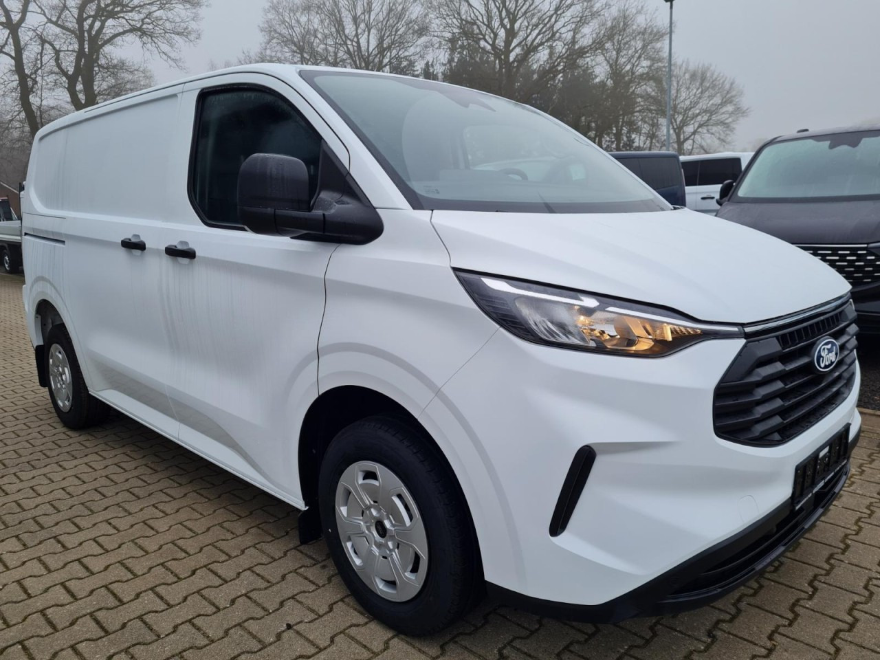 Ford Custom Kasten L1 Trend KLIMA KAMERA TEMPO VERKLEIDUNG - Pieni pakettiauto: kuva Ford Custom Kasten L1 Trend KLIMA KAMERA TEMPO VERKLEIDUNG - Pieni pakettiauto Ford Custom Kasten L1 Trend KLIMA KAMERA TEMPO VERKLEIDUNG - Pieni pakettiauto: kuva Ford Custom Kasten L1 Trend KLIMA KAMERA TEMPO VERKLEIDUNG - Pieni pakettiauto