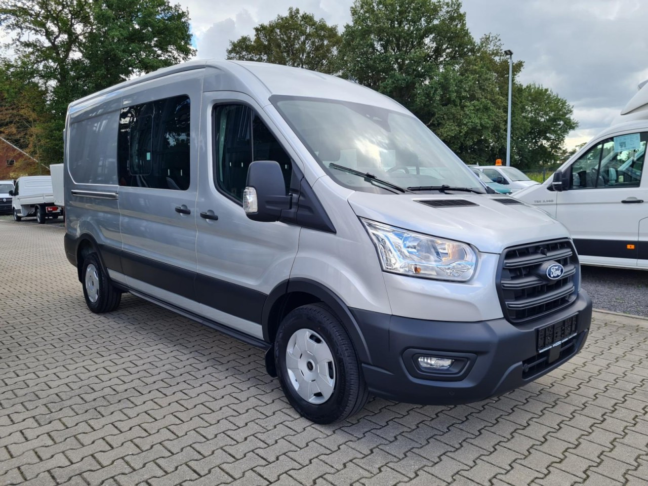 Ford Transit 3,5t Kasten Doka TDCi L3 Trend AHK PDC KAMERA - Pakettiauto, Jatko-ohjaamo kevyt kuorma-auto: kuva Ford Transit 3,5t Kasten Doka TDCi L3 Trend AHK PDC KAMERA - Pakettiauto, Jatko-ohjaamo kevyt kuorma-auto Ford Transit 3,5t Kasten Doka TDCi L3 Trend AHK PDC KAMERA - Pakettiauto, Jatko-ohjaamo kevyt kuorma-auto: kuva Ford Transit 3,5t Kasten Doka TDCi L3 Trend AHK PDC KAMERA - Pakettiauto, Jatko-ohjaamo kevyt kuorma-auto