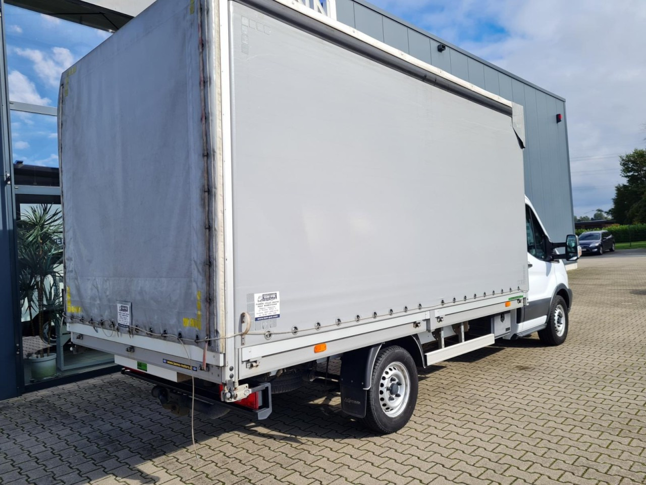 Ford Transit 35 Pritsche Schiebe Plane TDCi L3 KLIMA - Pressukapelli tavara-auto: kuva Ford Transit 35 Pritsche Schiebe Plane TDCi L3 KLIMA - Pressukapelli tavara-auto Ford Transit 35 Pritsche Schiebe Plane TDCi L3 KLIMA - Pressukapelli tavara-auto: kuva Ford Transit 35 Pritsche Schiebe Plane TDCi L3 KLIMA - Pressukapelli tavara-auto