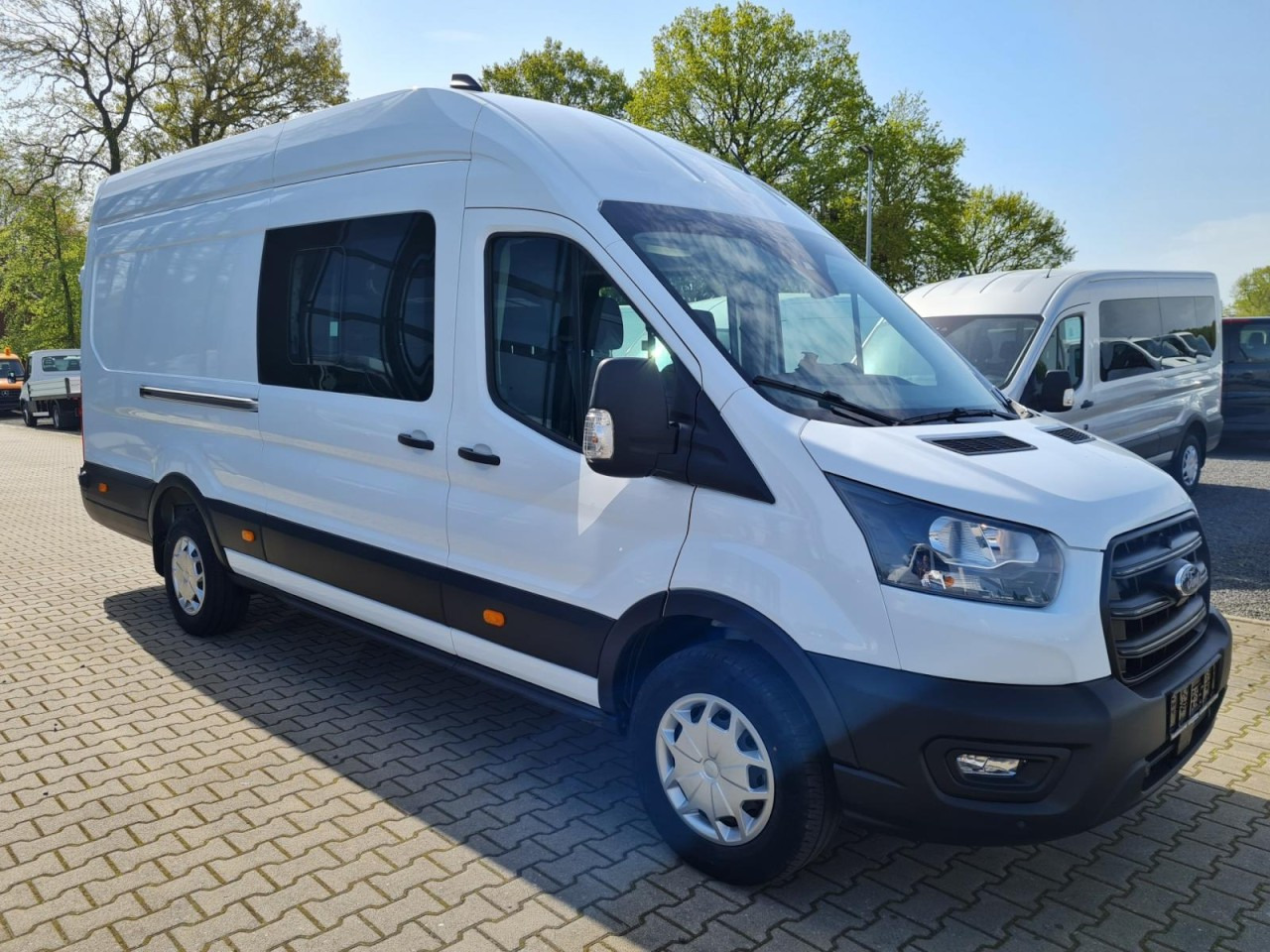Ford Transit 350 Kasten L4H3 Doka Trend Mixto RWD - Pakettiauto, Jatko-ohjaamo kevyt kuorma-auto: kuva Ford Transit 350 Kasten L4H3 Doka Trend Mixto RWD - Pakettiauto, Jatko-ohjaamo kevyt kuorma-auto Ford Transit 350 Kasten L4H3 Doka Trend Mixto RWD - Pakettiauto, Jatko-ohjaamo kevyt kuorma-auto: kuva Ford Transit 350 Kasten L4H3 Doka Trend Mixto RWD - Pakettiauto, Jatko-ohjaamo kevyt kuorma-auto