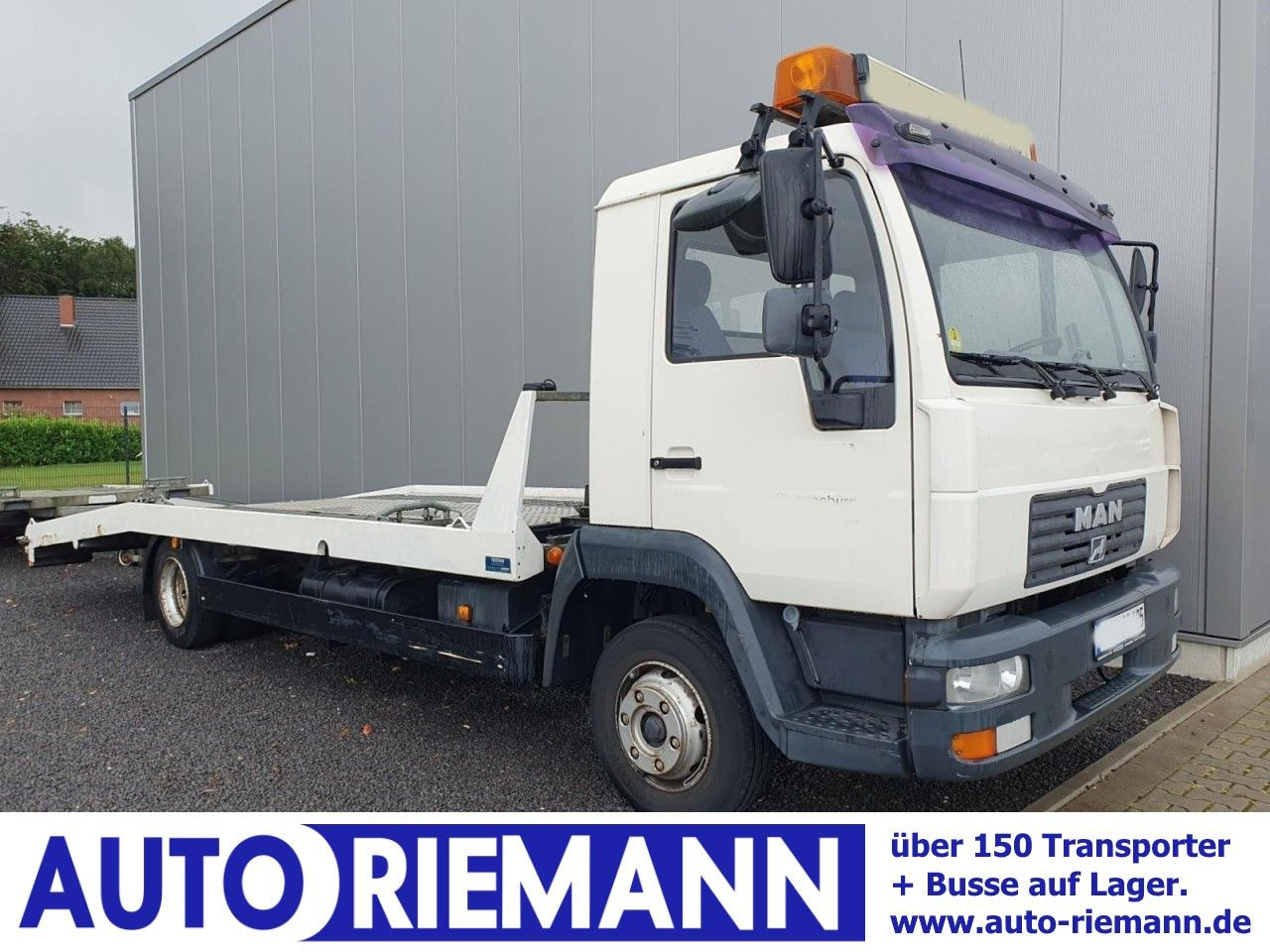 MAN LE 8.180 Autotransporter evtl. mit Anhänger - Kuljetin kuorma-auto: kuva MAN LE 8.180 Autotransporter evtl. mit Anhänger - Kuljetin kuorma-auto MAN LE 8.180 Autotransporter evtl. mit Anhänger - Kuljetin kuorma-auto: kuva MAN LE 8.180 Autotransporter evtl. mit Anhänger - Kuljetin kuorma-auto