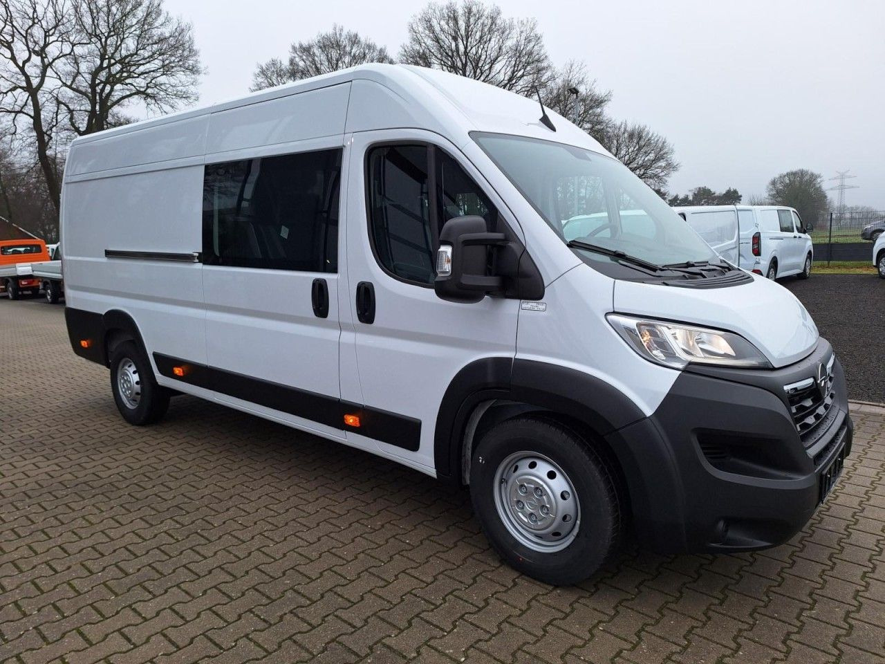 Opel Movano 35 Cargo L4 Doka 6-Sitze verstärkt PDC - Pakettiauto, Jatko-ohjaamo kevyt kuorma-auto: kuva Opel Movano 35 Cargo L4 Doka 6-Sitze verstärkt PDC - Pakettiauto, Jatko-ohjaamo kevyt kuorma-auto Opel Movano 35 Cargo L4 Doka 6-Sitze verstärkt PDC - Pakettiauto, Jatko-ohjaamo kevyt kuorma-auto: kuva Opel Movano 35 Cargo L4 Doka 6-Sitze verstärkt PDC - Pakettiauto, Jatko-ohjaamo kevyt kuorma-auto
