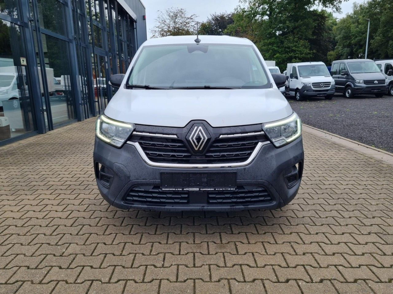 Renault Kangoo Van Kasten L1H1 TCe 1.3i KLIMA PDC TEMPOM - Pieni pakettiauto: kuva Renault Kangoo Van Kasten L1H1 TCe 1.3i KLIMA PDC TEMPOM - Pieni pakettiauto Renault Kangoo Van Kasten L1H1 TCe 1.3i KLIMA PDC TEMPOM - Pieni pakettiauto: kuva Renault Kangoo Van Kasten L1H1 TCe 1.3i KLIMA PDC TEMPOM - Pieni pakettiauto