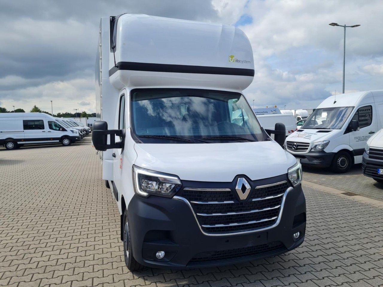 Renault Master 3,5 Pritsche Schiebe Plane Schlafkab. - Pressukapelli tavara-auto: kuva Renault Master 3,5 Pritsche Schiebe Plane Schlafkab. - Pressukapelli tavara-auto Renault Master 3,5 Pritsche Schiebe Plane Schlafkab. - Pressukapelli tavara-auto: kuva Renault Master 3,5 Pritsche Schiebe Plane Schlafkab. - Pressukapelli tavara-auto