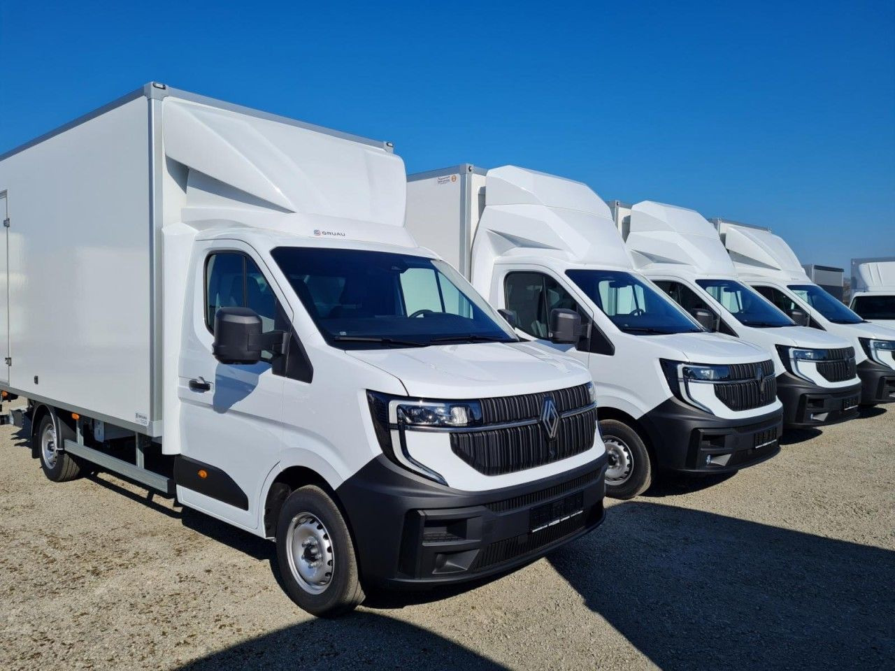 Renault Master 3,5t Koffer dCi 165 mit 10 Pal. Plätze - Jakeluauto: kuva Renault Master 3,5t Koffer dCi 165 mit 10 Pal. Plätze - Jakeluauto Renault Master 3,5t Koffer dCi 165 mit 10 Pal. Plätze - Jakeluauto: kuva Renault Master 3,5t Koffer dCi 165 mit 10 Pal. Plätze - Jakeluauto