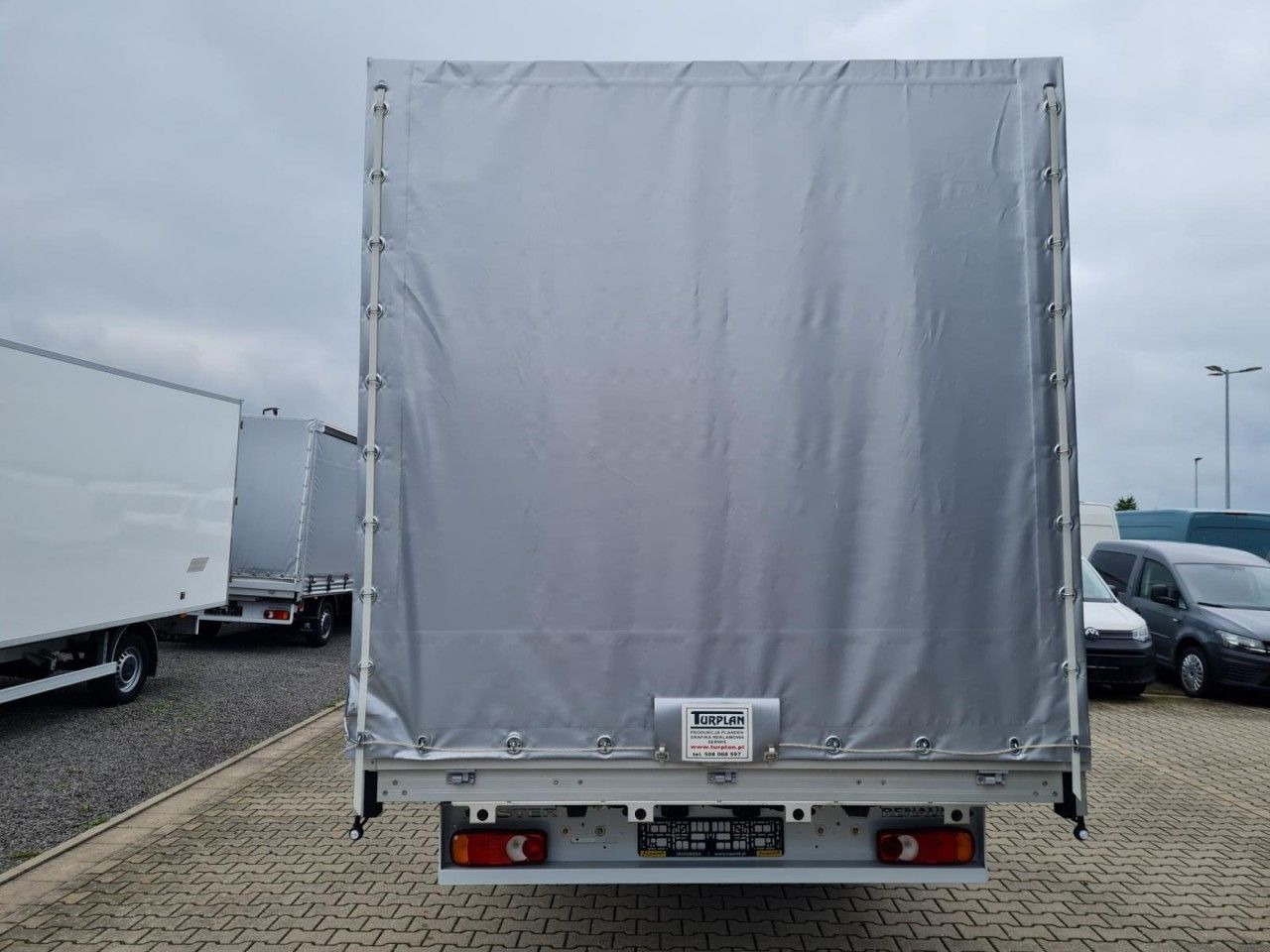 Renault Master 35 Pritsche Schiebe Plane Schlafkab Luftf - Pressukapelli tavara-auto: kuva Renault Master 35 Pritsche Schiebe Plane Schlafkab Luftf - Pressukapelli tavara-auto Renault Master 35 Pritsche Schiebe Plane Schlafkab Luftf - Pressukapelli tavara-auto: kuva Renault Master 35 Pritsche Schiebe Plane Schlafkab Luftf - Pressukapelli tavara-auto