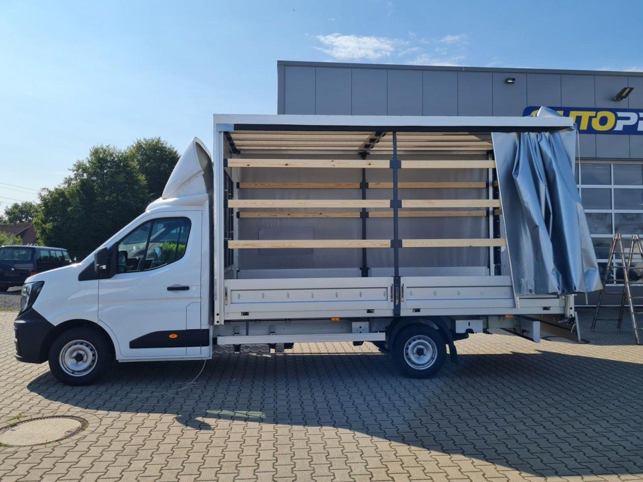 Renault Master 35 Pritsche Schiebe Plane dCi 170 - Pressukapelli tavara-auto: kuva Renault Master 35 Pritsche Schiebe Plane dCi 170 - Pressukapelli tavara-auto Renault Master 35 Pritsche Schiebe Plane dCi 170 - Pressukapelli tavara-auto: kuva Renault Master 35 Pritsche Schiebe Plane dCi 170 - Pressukapelli tavara-auto