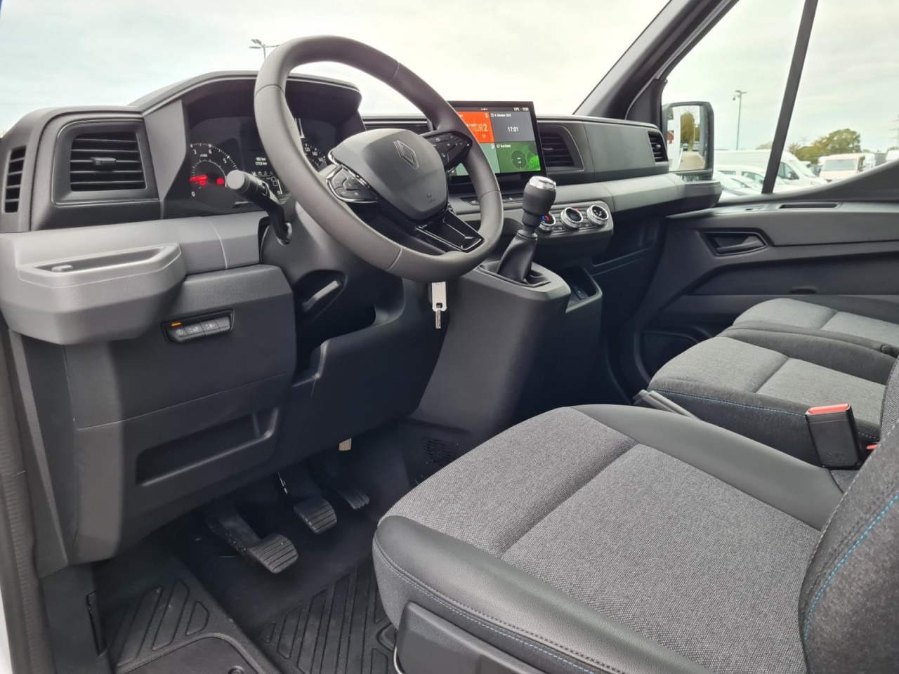 Leasing  Renault Master 35 Pritsche extra lang 4.85 m KLIMA TEMPOMAT Renault Master 35 Pritsche extra lang 4.85 m KLIMA TEMPOMAT: kuva Leasing  Renault Master 35 Pritsche extra lang 4.85 m KLIMA TEMPOMAT Renault Master 35 Pritsche extra lang 4.85 m KLIMA TEMPOMAT