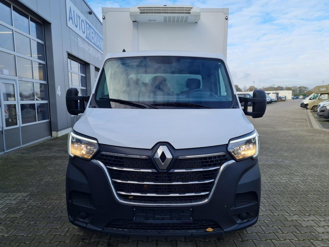 Renault Master Kühlkoffer STAND+FAHRKÜHL THERMOKING DRUC - Kylmäauto: kuva Renault Master Kühlkoffer STAND+FAHRKÜHL THERMOKING DRUC - Kylmäauto Renault Master Kühlkoffer STAND+FAHRKÜHL THERMOKING DRUC - Kylmäauto: kuva Renault Master Kühlkoffer STAND+FAHRKÜHL THERMOKING DRUC - Kylmäauto