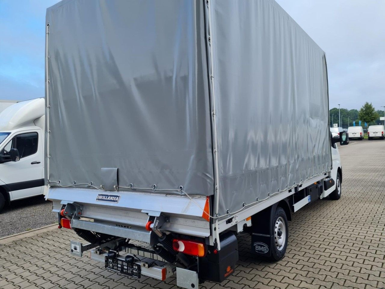Renault Master New Pritsche Schiebe Plane Schlafkab LBW - Pressukapelli tavara-auto: kuva Renault Master New Pritsche Schiebe Plane Schlafkab LBW - Pressukapelli tavara-auto Renault Master New Pritsche Schiebe Plane Schlafkab LBW - Pressukapelli tavara-auto: kuva Renault Master New Pritsche Schiebe Plane Schlafkab LBW - Pressukapelli tavara-auto