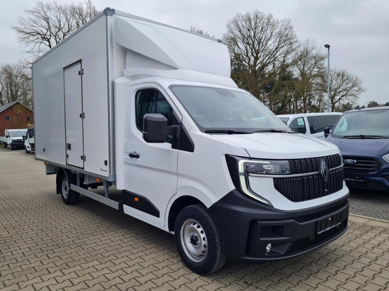 Renault New Master 35 Möbel Koffer KLIMA LUFTFEDER TEMPO - Jakeluauto: kuva Renault New Master 35 Möbel Koffer KLIMA LUFTFEDER TEMPO - Jakeluauto Renault New Master 35 Möbel Koffer KLIMA LUFTFEDER TEMPO - Jakeluauto: kuva Renault New Master 35 Möbel Koffer KLIMA LUFTFEDER TEMPO - Jakeluauto