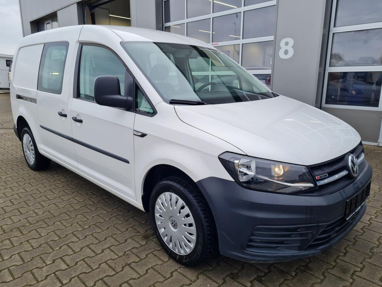 Volkswagen Caddy Maxi Kasten Doka Kombi 4Motion TDI KLIMA - Pieni pakettiauto: kuva Volkswagen Caddy Maxi Kasten Doka Kombi 4Motion TDI KLIMA - Pieni pakettiauto Volkswagen Caddy Maxi Kasten Doka Kombi 4Motion TDI KLIMA - Pieni pakettiauto: kuva Volkswagen Caddy Maxi Kasten Doka Kombi 4Motion TDI KLIMA - Pieni pakettiauto