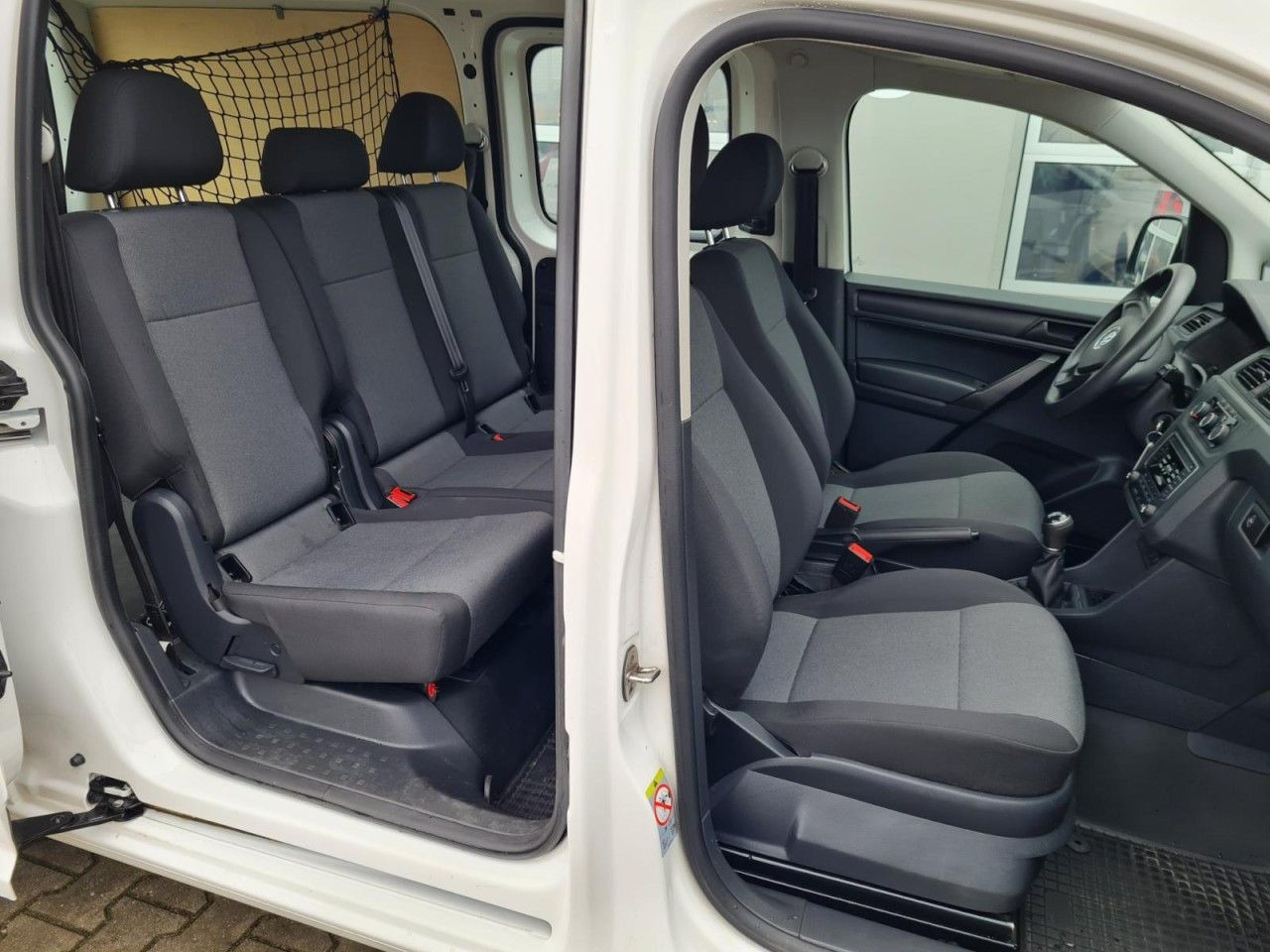 Volkswagen Caddy Maxi Kasten Doka Kombi 4Motion TDI KLIMA - Pieni pakettiauto: kuva Volkswagen Caddy Maxi Kasten Doka Kombi 4Motion TDI KLIMA - Pieni pakettiauto Volkswagen Caddy Maxi Kasten Doka Kombi 4Motion TDI KLIMA - Pieni pakettiauto: kuva Volkswagen Caddy Maxi Kasten Doka Kombi 4Motion TDI KLIMA - Pieni pakettiauto