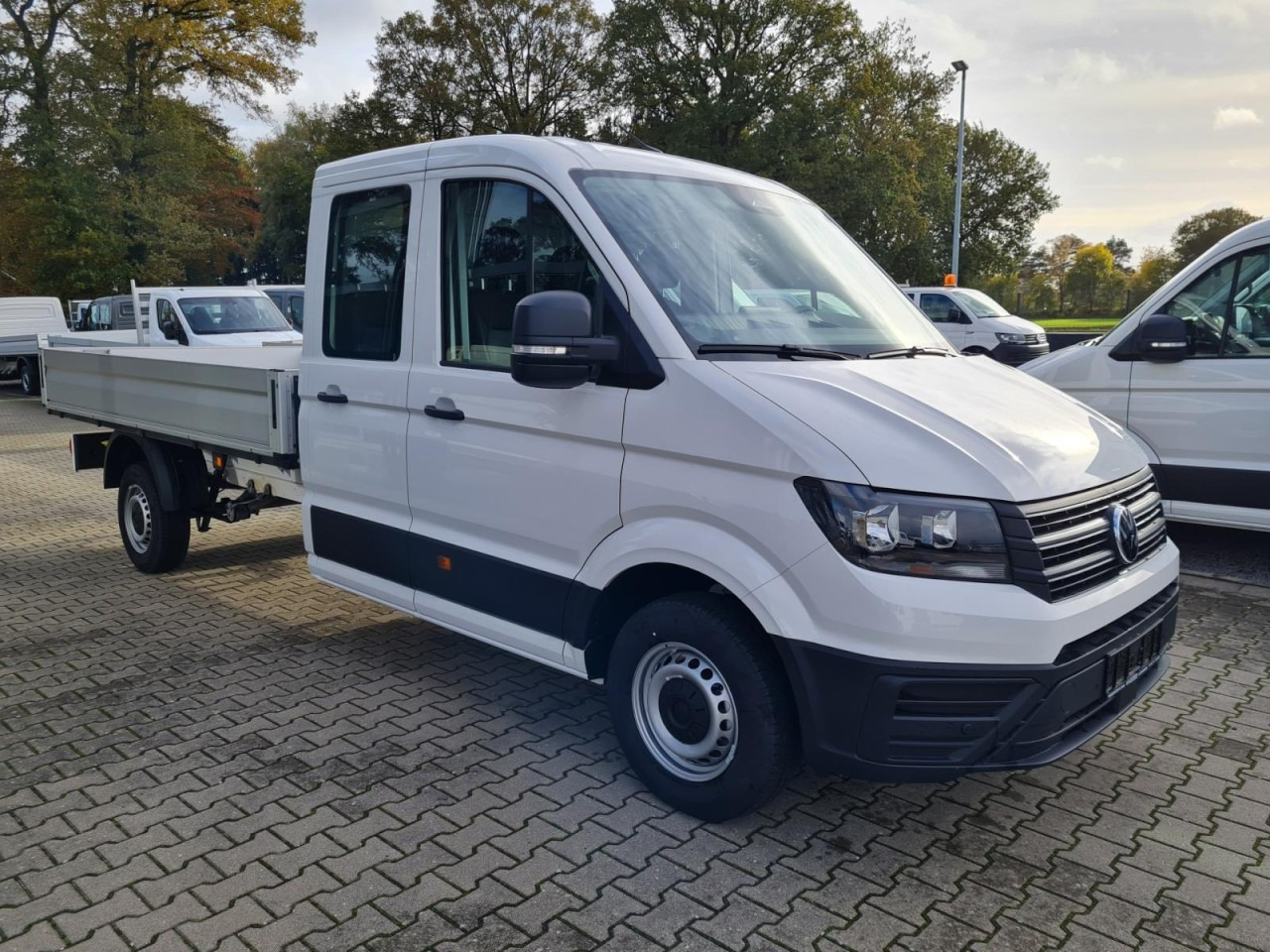 Volkswagen Crafter 35 Doka TDI L4 lang KLIMA TEMPOMAT - Avolava pakettiauto, Jatko-ohjaamo kevyt kuorma-auto: kuva Volkswagen Crafter 35 Doka TDI L4 lang KLIMA TEMPOMAT - Avolava pakettiauto, Jatko-ohjaamo kevyt kuorma-auto Volkswagen Crafter 35 Doka TDI L4 lang KLIMA TEMPOMAT - Avolava pakettiauto, Jatko-ohjaamo kevyt kuorma-auto: kuva Volkswagen Crafter 35 Doka TDI L4 lang KLIMA TEMPOMAT - Avolava pakettiauto, Jatko-ohjaamo kevyt kuorma-auto