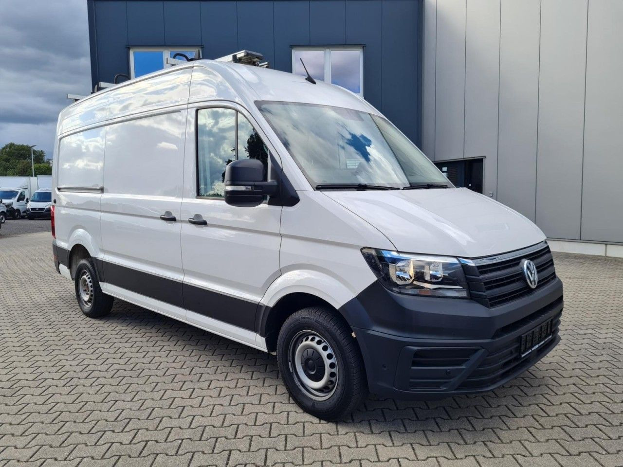 Volkswagen Crafter 35 Kasten TDI MR L3H3 NAVI TOUCH KAMERA - Pakettiauto: kuva Volkswagen Crafter 35 Kasten TDI MR L3H3 NAVI TOUCH KAMERA - Pakettiauto Volkswagen Crafter 35 Kasten TDI MR L3H3 NAVI TOUCH KAMERA - Pakettiauto: kuva Volkswagen Crafter 35 Kasten TDI MR L3H3 NAVI TOUCH KAMERA - Pakettiauto