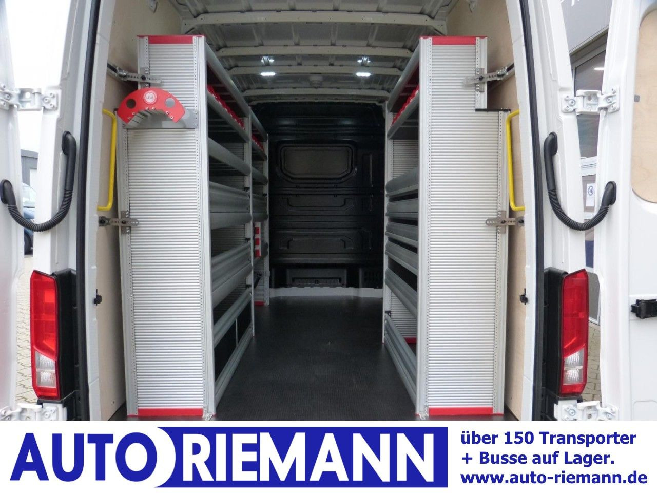 Volkswagen Crafter 35 Kasten TDI MR PDC Werkstatteinricht. - Pakettiauto: kuva Volkswagen Crafter 35 Kasten TDI MR PDC Werkstatteinricht. - Pakettiauto Volkswagen Crafter 35 Kasten TDI MR PDC Werkstatteinricht. - Pakettiauto: kuva Volkswagen Crafter 35 Kasten TDI MR PDC Werkstatteinricht. - Pakettiauto
