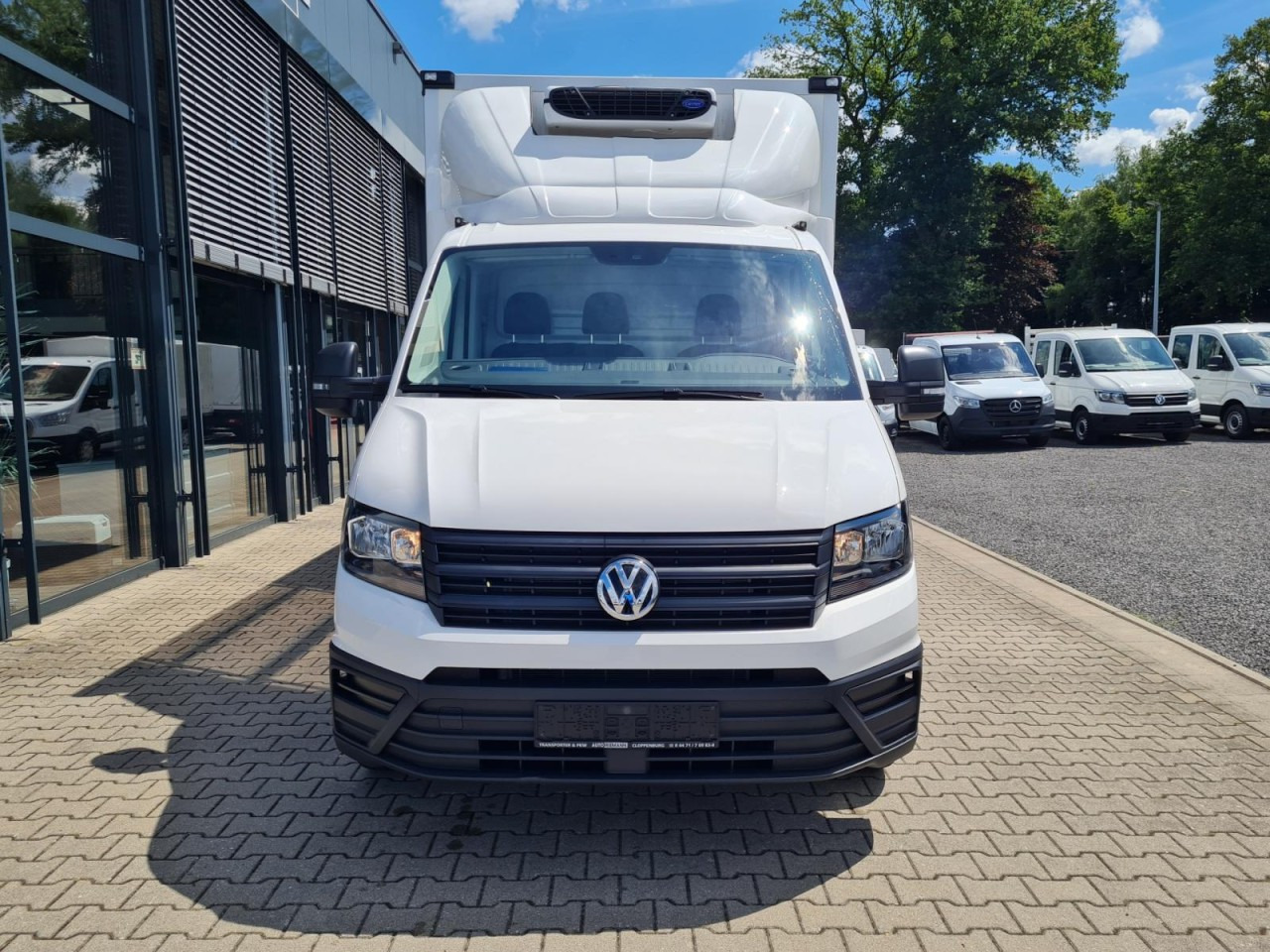 Volkswagen Crafter 35 Kühlkoffer Carrier Viento 300 NAVI/APP - Kylmäauto: kuva Volkswagen Crafter 35 Kühlkoffer Carrier Viento 300 NAVI/APP - Kylmäauto Volkswagen Crafter 35 Kühlkoffer Carrier Viento 300 NAVI/APP - Kylmäauto: kuva Volkswagen Crafter 35 Kühlkoffer Carrier Viento 300 NAVI/APP - Kylmäauto