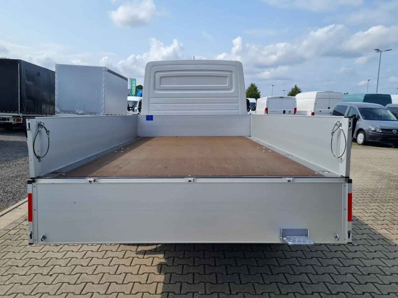 Volkswagen Crafter 35 Pritsche TDi MR L3 KLIMA TEMPOMAT - Avolava pakettiauto: kuva Volkswagen Crafter 35 Pritsche TDi MR L3 KLIMA TEMPOMAT - Avolava pakettiauto Volkswagen Crafter 35 Pritsche TDi MR L3 KLIMA TEMPOMAT - Avolava pakettiauto: kuva Volkswagen Crafter 35 Pritsche TDi MR L3 KLIMA TEMPOMAT - Avolava pakettiauto