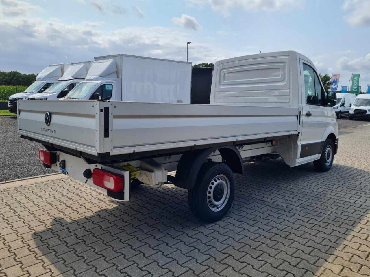 Volkswagen Crafter 35 Pritsche TDi MR L3 KLIMA TEMPOMAT - Avolava pakettiauto: kuva Volkswagen Crafter 35 Pritsche TDi MR L3 KLIMA TEMPOMAT - Avolava pakettiauto Volkswagen Crafter 35 Pritsche TDi MR L3 KLIMA TEMPOMAT - Avolava pakettiauto: kuva Volkswagen Crafter 35 Pritsche TDi MR L3 KLIMA TEMPOMAT - Avolava pakettiauto
