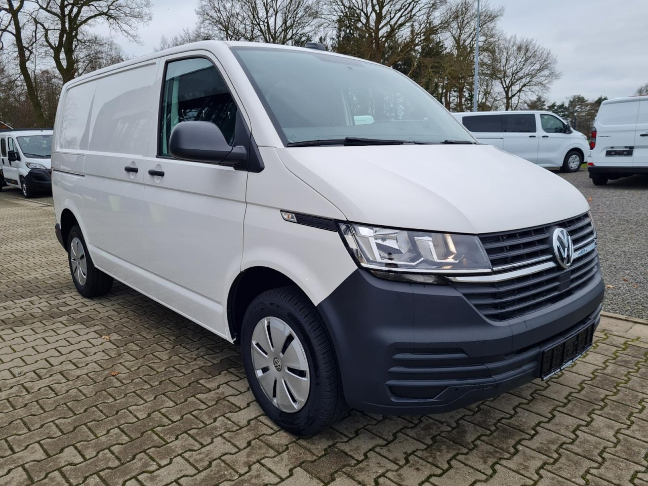 Volkswagen T6.1 Kasten KR Heckklappe KAMERA KLIMA Navi App - Pieni pakettiauto: kuva  Volkswagen T6.1 Kasten KR Heckklappe KAMERA KLIMA Navi App - Pieni pakettiauto Volkswagen T6.1 Kasten KR Heckklappe KAMERA KLIMA Navi App - Pieni pakettiauto: kuva  Volkswagen T6.1 Kasten KR Heckklappe KAMERA KLIMA Navi App - Pieni pakettiauto