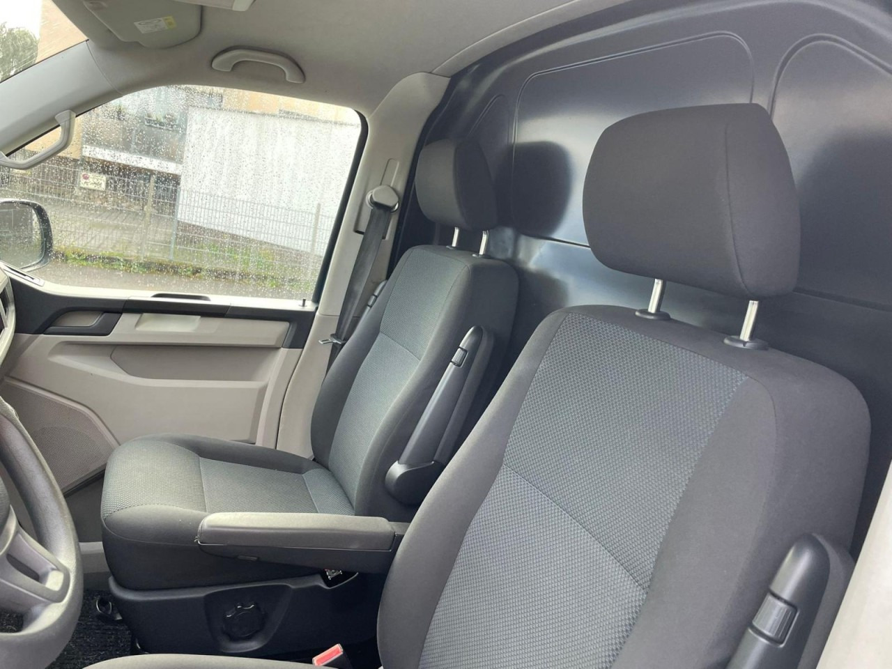 Volkswagen T6 Kasten lang Flügeltüren KLIMA NAVI PDC SHZ TEMPOMAT - Pieni pakettiauto: kuva Volkswagen T6 Kasten lang Flügeltüren KLIMA NAVI PDC SHZ TEMPOMAT - Pieni pakettiauto Volkswagen T6 Kasten lang Flügeltüren KLIMA NAVI PDC SHZ TEMPOMAT - Pieni pakettiauto: kuva Volkswagen T6 Kasten lang Flügeltüren KLIMA NAVI PDC SHZ TEMPOMAT - Pieni pakettiauto