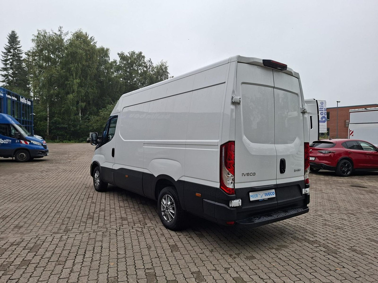 Iveco 35S16A8V Klima, Radio, Kamera ab 0% Finanzierbar - Pakettiauto: kuva  Iveco 35S16A8V Klima, Radio, Kamera ab 0% Finanzierbar - Pakettiauto Iveco 35S16A8V Klima, Radio, Kamera ab 0% Finanzierbar - Pakettiauto: kuva  Iveco 35S16A8V Klima, Radio, Kamera ab 0% Finanzierbar - Pakettiauto