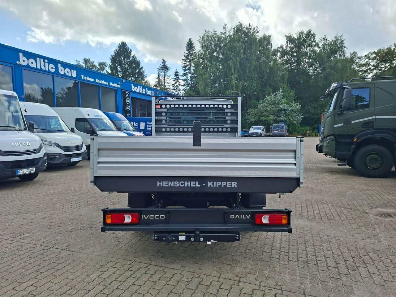 Iveco Daily 35S14A8Y Henschel 3-Seiten Kipper 100 k... - Avolava pakettiauto: kuva Iveco Daily 35S14A8Y Henschel 3-Seiten Kipper 100 k... - Avolava pakettiauto Iveco Daily 35S14A8Y Henschel 3-Seiten Kipper 100 k... - Avolava pakettiauto: kuva Iveco Daily 35S14A8Y Henschel 3-Seiten Kipper 100 k... - Avolava pakettiauto