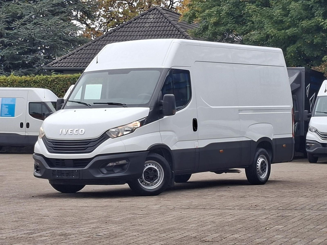 Iveco Daily 35S16V 3520L Klima, Radio - Pakettiauto: kuva  Iveco Daily 35S16V 3520L Klima, Radio - Pakettiauto Iveco Daily 35S16V 3520L Klima, Radio - Pakettiauto: kuva  Iveco Daily 35S16V 3520L Klima, Radio - Pakettiauto