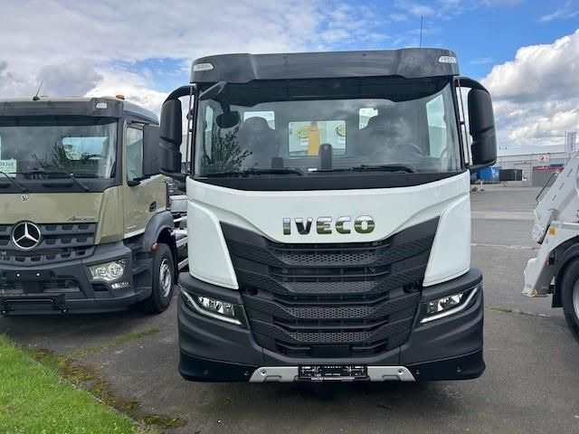 Iveco X-WAY AD280X46Y/PS ON Palfinger PH T20 SLD5 3... - Koukkulava kuorma-auto: kuva Iveco X-WAY AD280X46Y/PS ON Palfinger PH T20 SLD5 3... - Koukkulava kuorma-auto Iveco X-WAY AD280X46Y/PS ON Palfinger PH T20 SLD5 3... - Koukkulava kuorma-auto: kuva Iveco X-WAY AD280X46Y/PS ON Palfinger PH T20 SLD5 3... - Koukkulava kuorma-auto