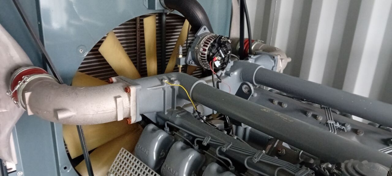 Uusi Sähkögeneraattori MAN MAN Generator Set Stamford 640 KW 800 KVA Diesel, 2017 Model, 931 HP, 8000 kg, Low Hours, For Sale in Poland: kuva Uusi Sähkögeneraattori MAN MAN Generator Set Stamford 640 KW 800 KVA Diesel, 2017 Model, 931 HP, 8000 kg, Low Hours, For Sale in Poland