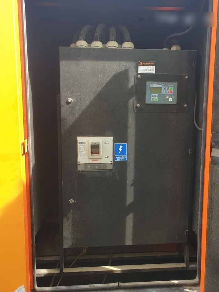 Uusi Sähkögeneraattori MAN MAN Generator Set Stamford 640 KW 800 KVA Diesel, 2017 Model, 931 HP, 8000 kg, Low Hours, For Sale in Poland: kuva Uusi Sähkögeneraattori MAN MAN Generator Set Stamford 640 KW 800 KVA Diesel, 2017 Model, 931 HP, 8000 kg, Low Hours, For Sale in Poland