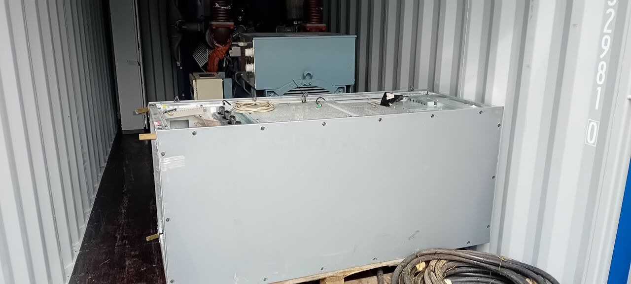 Uusi Sähkögeneraattori MAN MAN Generator Set Stamford 640 KW 800 KVA Diesel, 2017 Model, 931 HP, 8000 kg, Low Hours, For Sale in Poland: kuva Uusi Sähkögeneraattori MAN MAN Generator Set Stamford 640 KW 800 KVA Diesel, 2017 Model, 931 HP, 8000 kg, Low Hours, For Sale in Poland