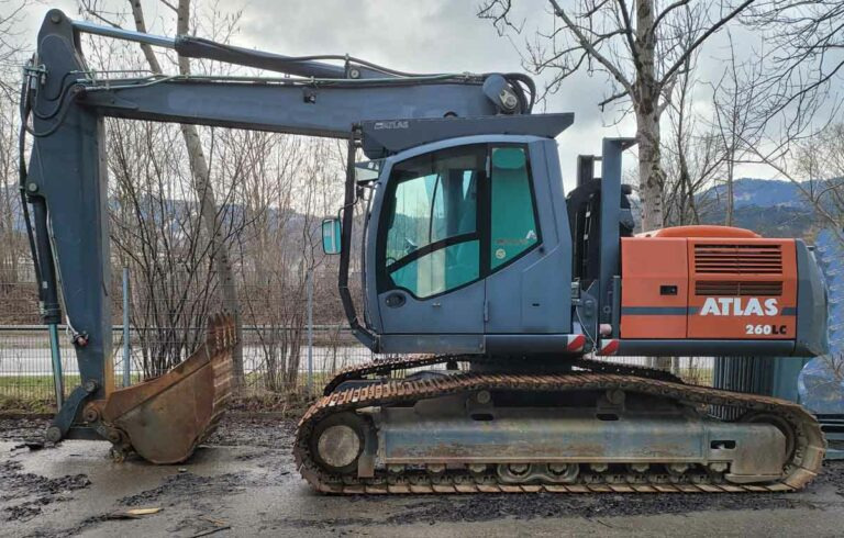 Atlas 260LC – excavator / Kettenbagger - Telakaivukone: kuva Atlas 260LC – excavator / Kettenbagger - Telakaivukone Atlas 260LC – excavator / Kettenbagger - Telakaivukone: kuva Atlas 260LC – excavator / Kettenbagger - Telakaivukone
