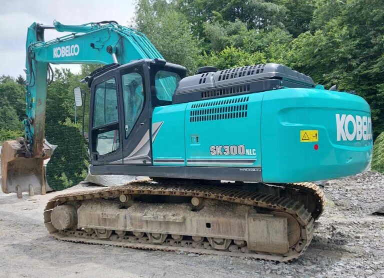 Kobelco SK300 NLC-11 – excavator / Kettenbagger - Telakaivukone: kuva Kobelco SK300 NLC-11 – excavator / Kettenbagger - Telakaivukone Kobelco SK300 NLC-11 – excavator / Kettenbagger - Telakaivukone: kuva Kobelco SK300 NLC-11 – excavator / Kettenbagger - Telakaivukone